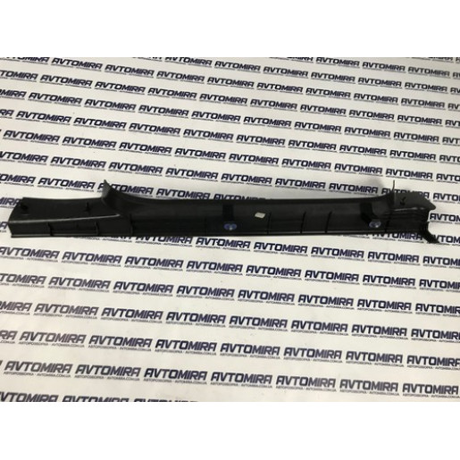 Накладка порога внутренняя левая Opel Zafira B 2005-2011 13129336